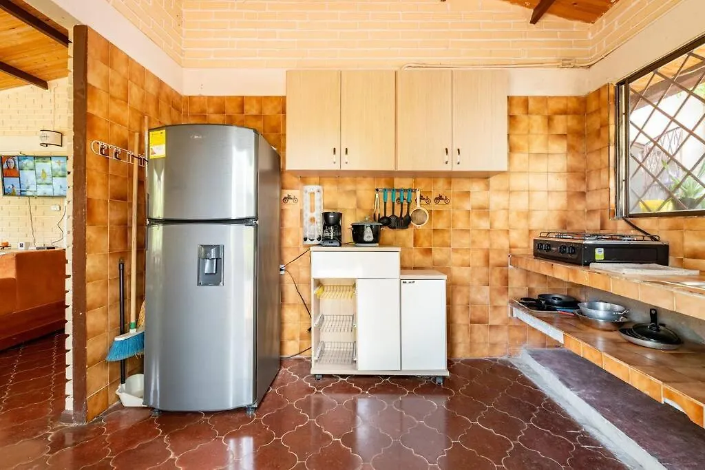 Villa Hermosa finca villajovi con piscina privada Cali