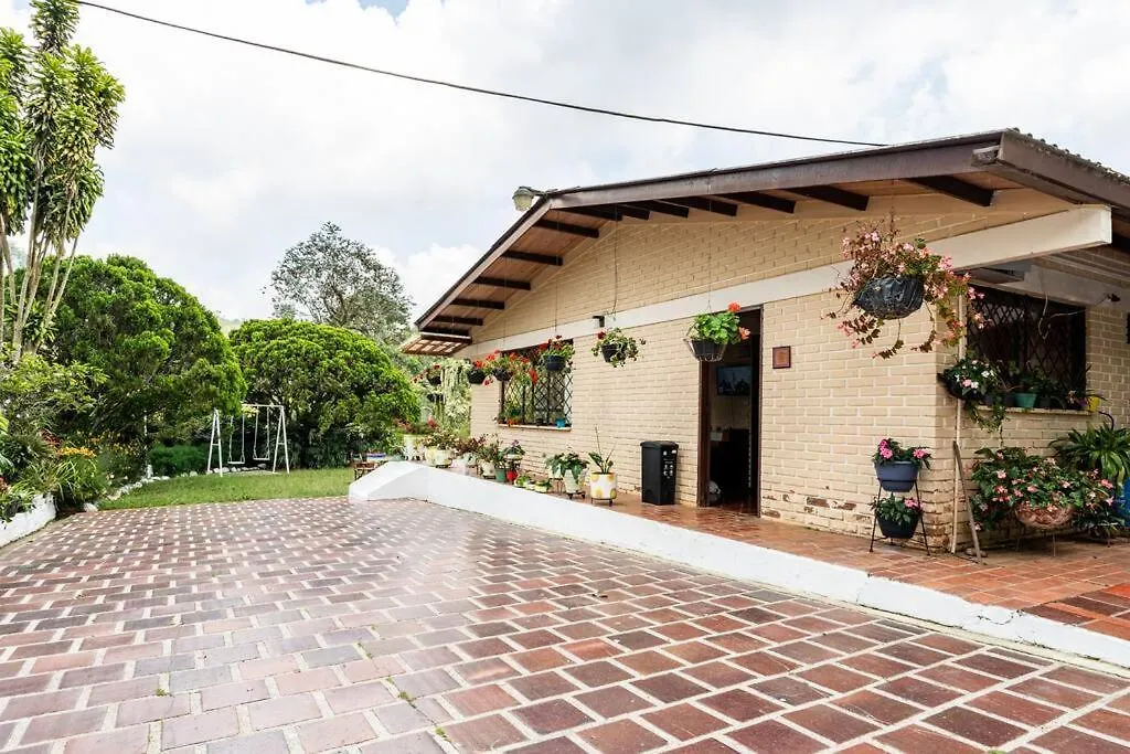 Hermosa Finca Villajovi Con Piscina Privada Cali Villa