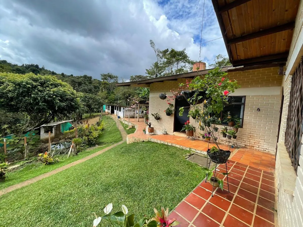 Villa Hermosa Finca Villajovi Con Piscina Privada Cali Colombia
