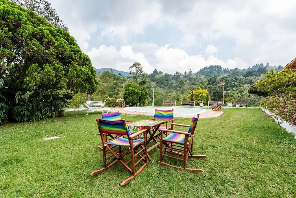 Hermosa Finca Villajovi Con Piscina Privada Cali Colombia
